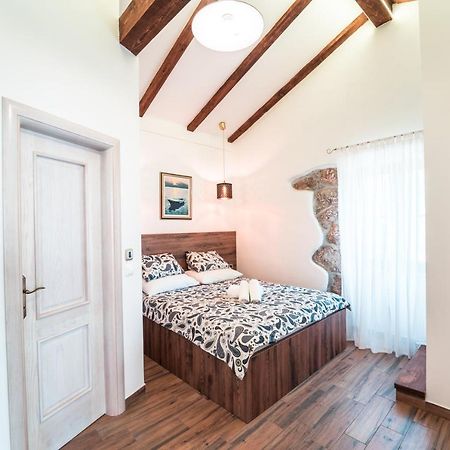 Villa Campiello Heated Pool Врбник Екстер'єр фото